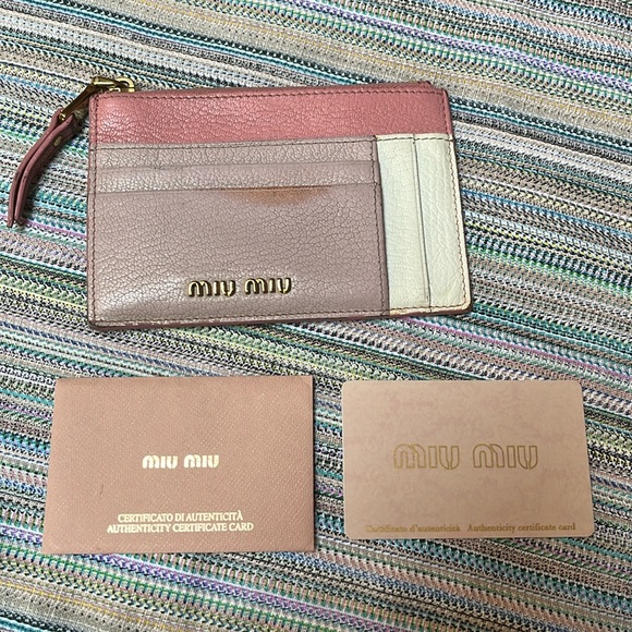 Miu Miu wallet with certificate card - Picture 1 of 2